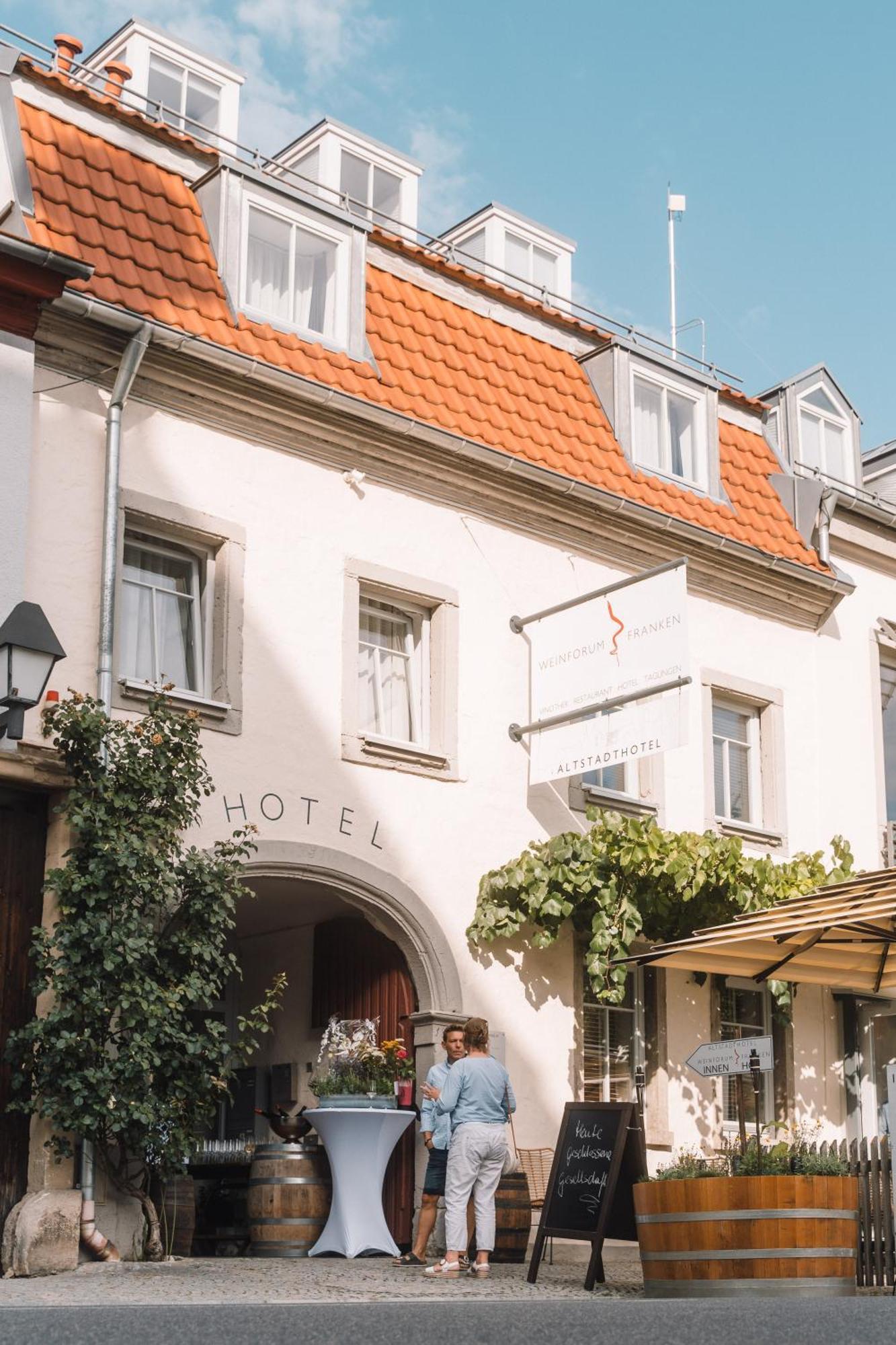 Weinforum Franken Hotel & Restaurant Eibelstadt Buitenkant foto